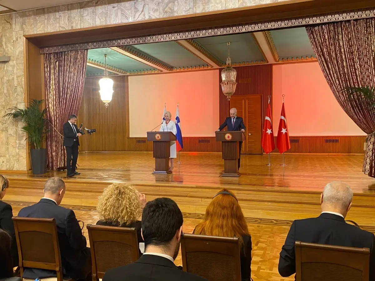 Kurtulmuş'tan CHP'ye Sert Yanıt: Demokrasi Tartışması