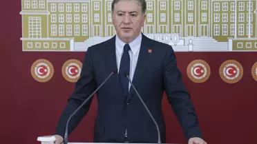 Murat Emir, Bakan Yeminini Anayasa'ya Aykırı Diyor: Kürsü İşgaline Dikkat Çekti