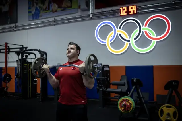 Rıza Kayaalp zafer anı