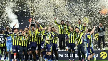Fenerbahçe'nin Avrupa Rakibi Nottingham'ın Galibiyet Serisi 3 Maça Uzadı