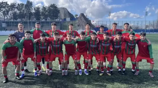 Karşıyaka genç takımı maç anı