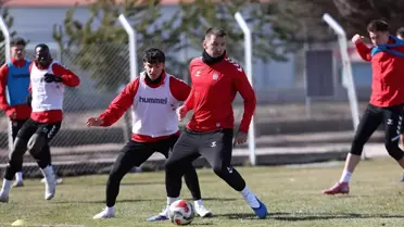 Sivasspor, İmaj Altyapı Vanspor FK ile Hazırlık Maçı İçin Antrenmanlarını Hızlandırıyor