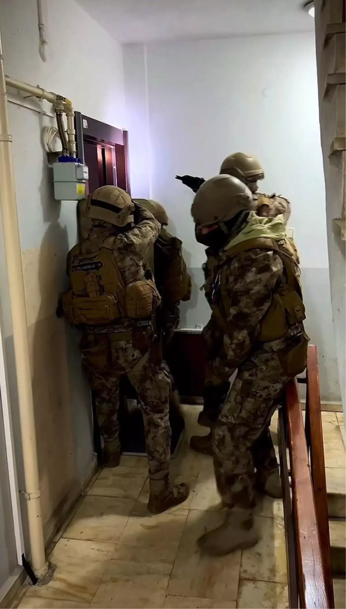 Yalova'da DEAŞ'a Yönelik Operasyon: 3 Şüpheli Gözaltına Alındı