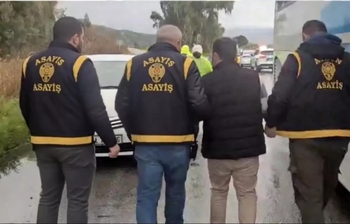 Aydın Otobüsünde Hırsızlık Zanlısı Gözaltına Alındı