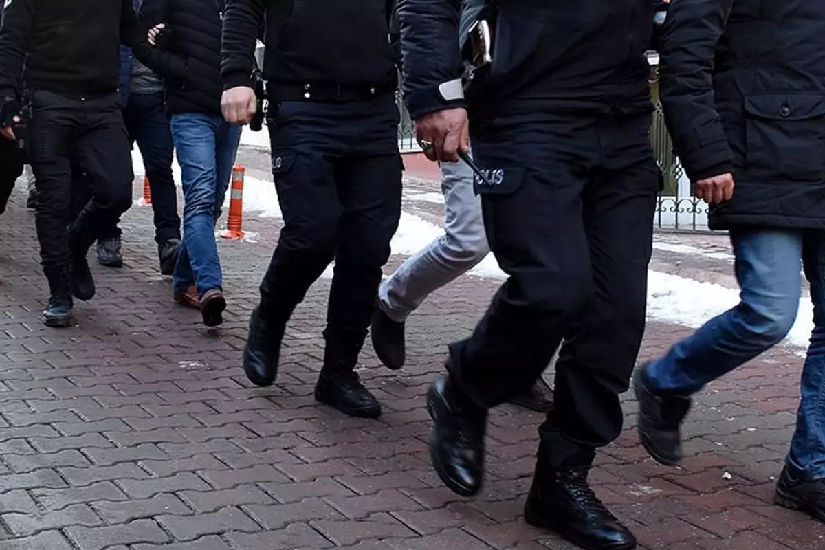 11 İlde Büyük Operasyon: 93 Vergi Müfettişi Gözaltına Alındı