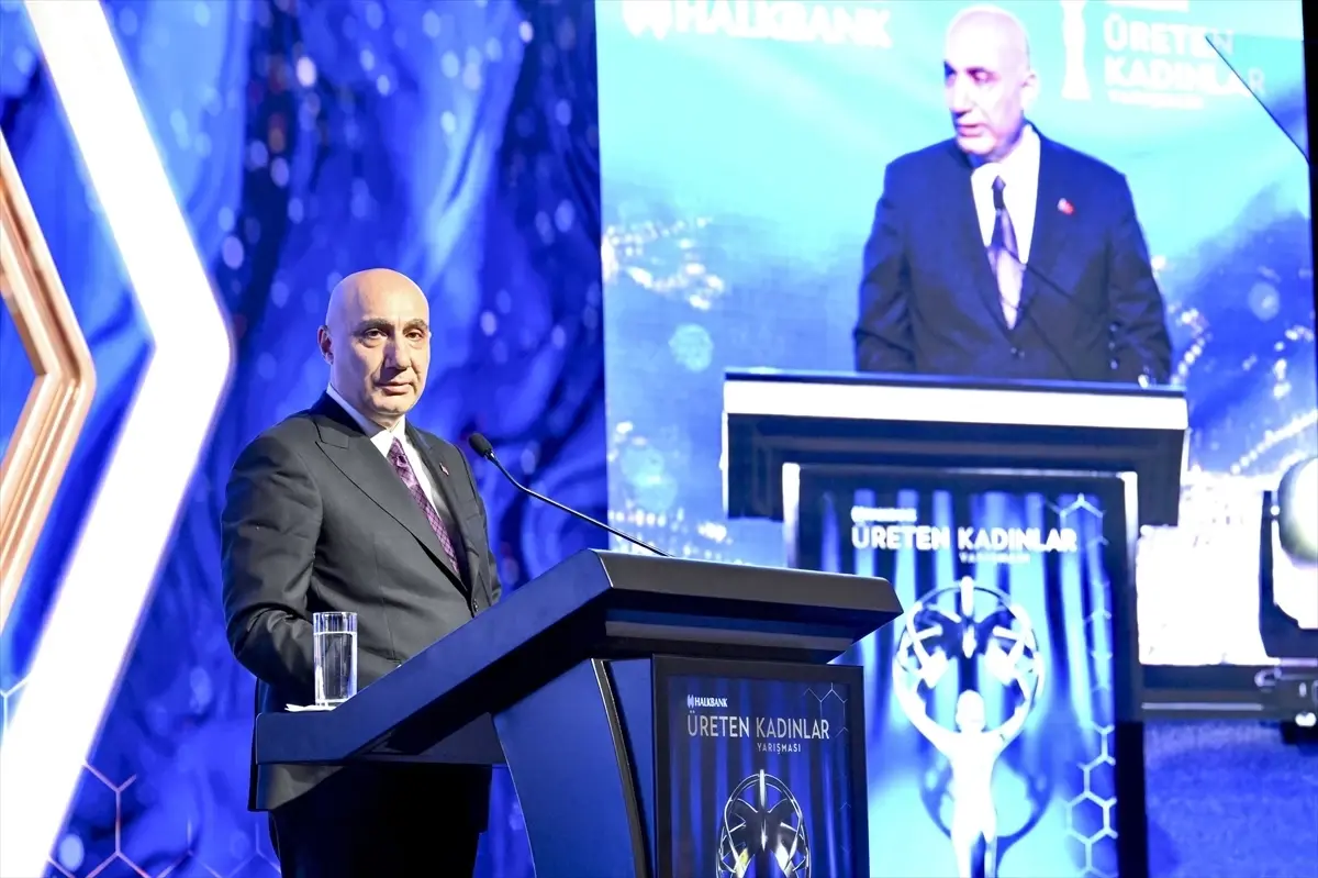 Bakan Göktaş, Halkbank Kadın Üreticiler Ödül Töreninde Kadın Girişimciliğinin Gücünü Vurguladı