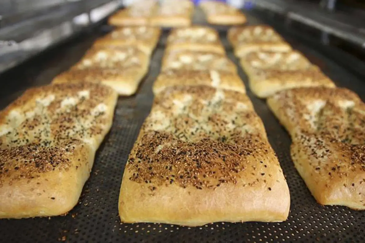 İstanbul Halk Ekmek’te Ramazan Pidesi Fiyatları Açıklandı: Piyasa Altında Satış