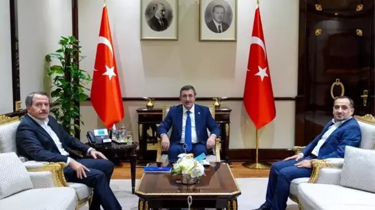 Kamu Personel Sisteminde Reform Çağrısı: Yılmaz ve Memur‑Sen Görüşmelerini Değerlendirdi