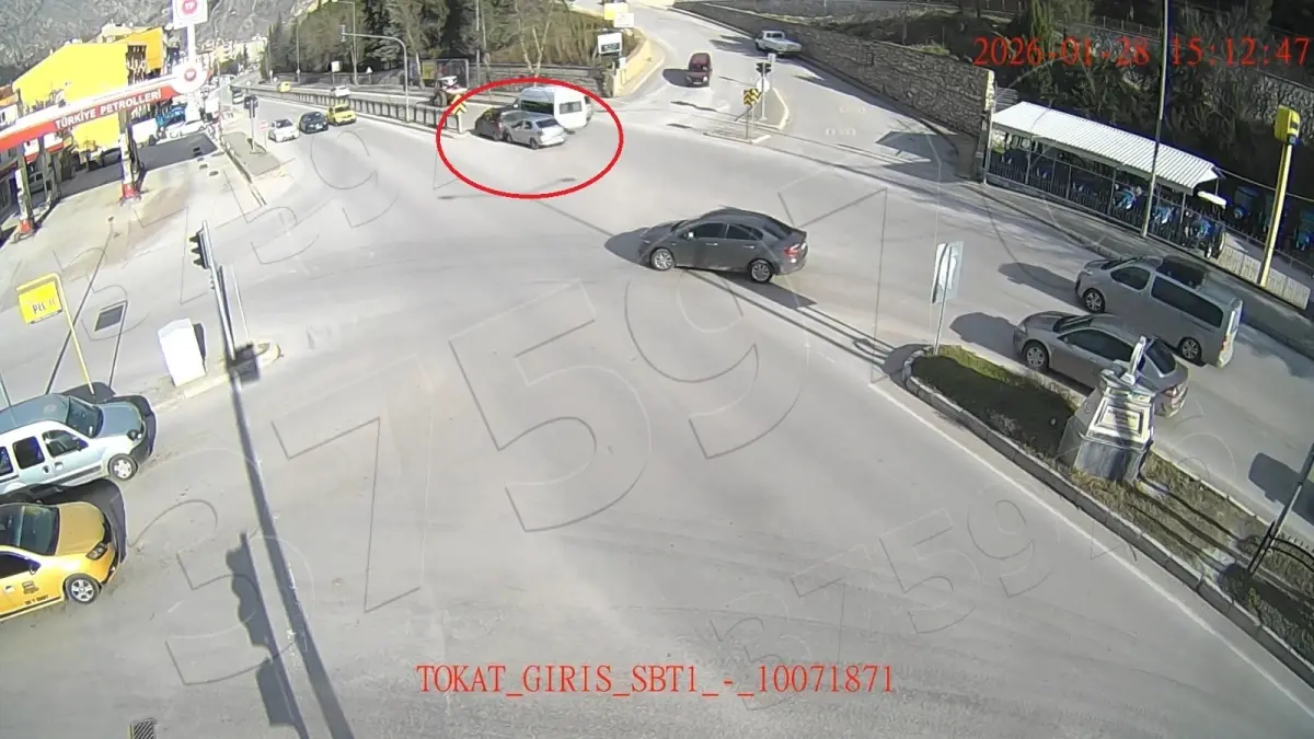Amasya’da KGYS Kameralarından Trafik Kazası Görüntüleri Ortaya Çıktı