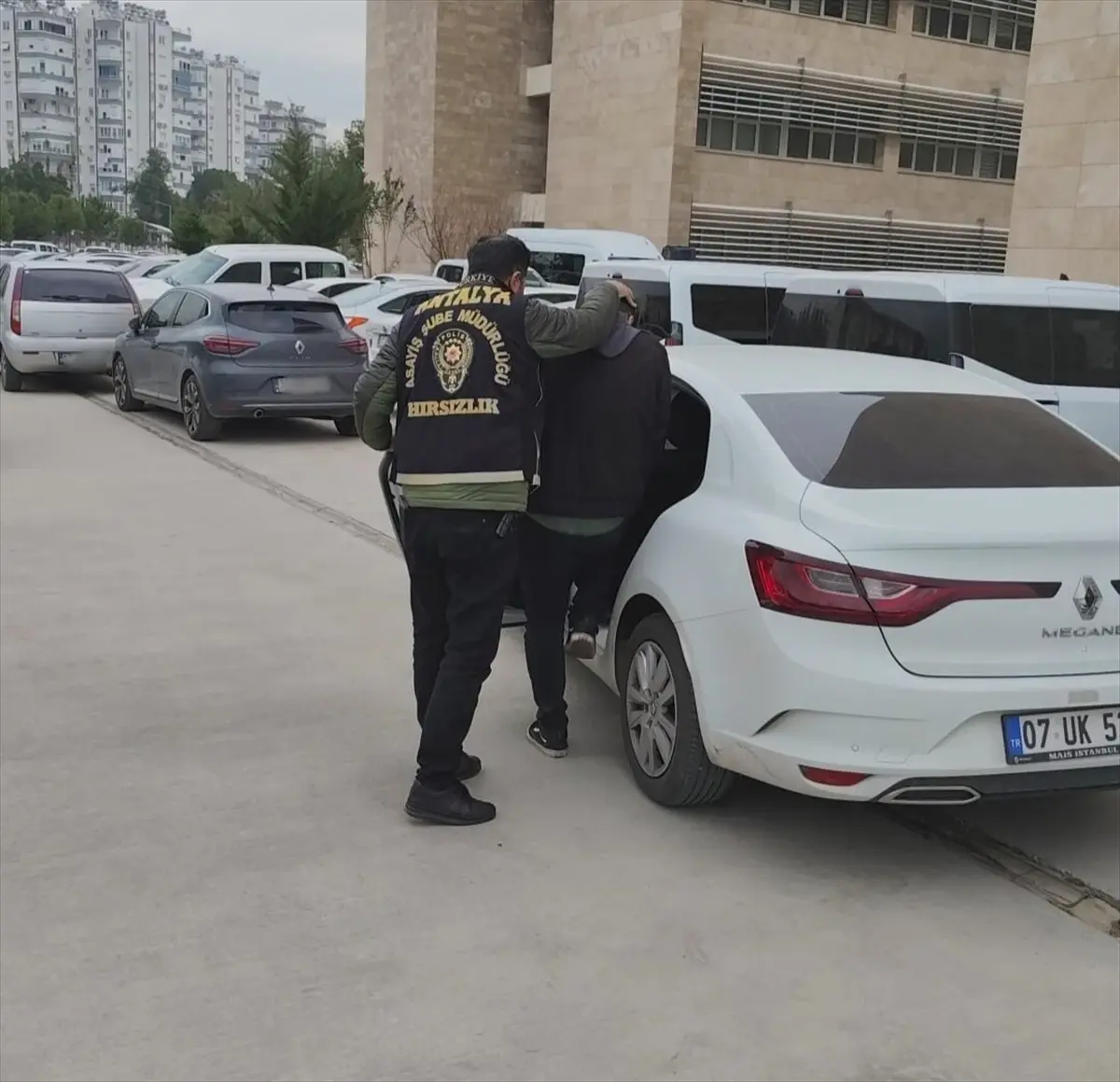 Antalya’da Asayiş Operasyonu Sonuçlandı: 1.653 Şüpheli Yakalandı