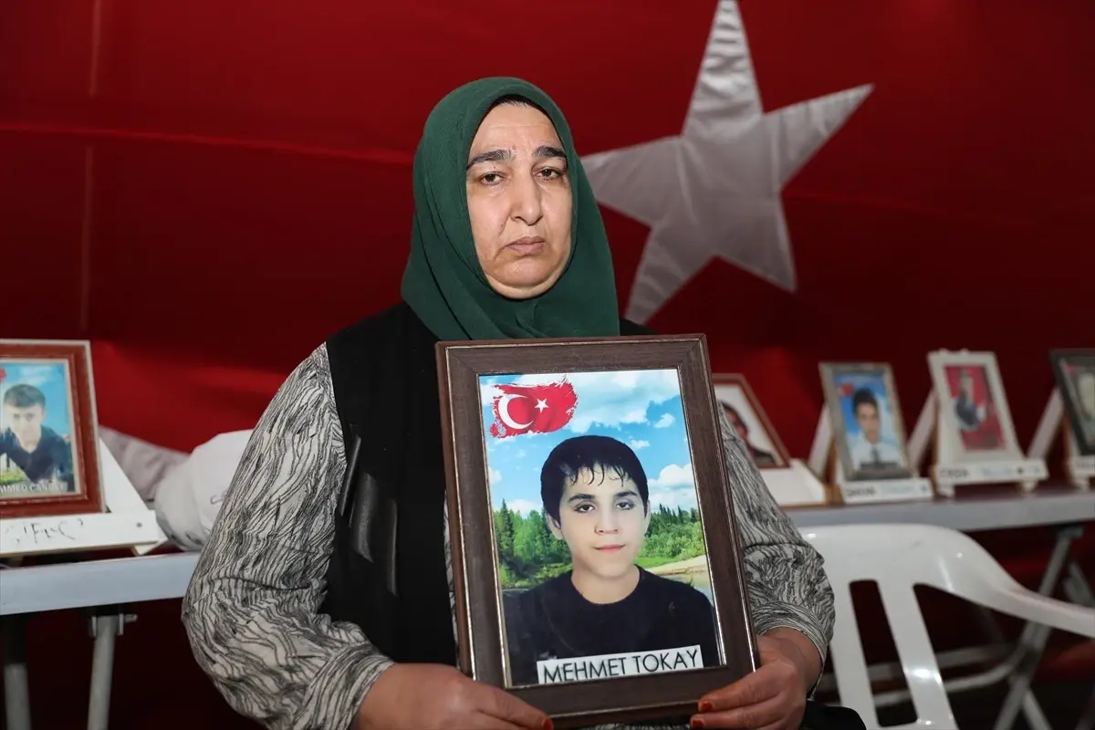 Diyarbakır’da Anneler 2.356 Gün Boyunca Çocuklarını Bekliyor