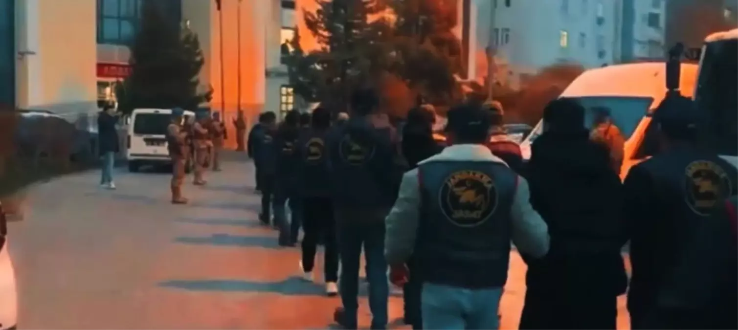 Diyarbakır’da 83.500 Litre Kaçak Yakıt Ele Geçirildi, 7 Şüpheli Tutuklandı