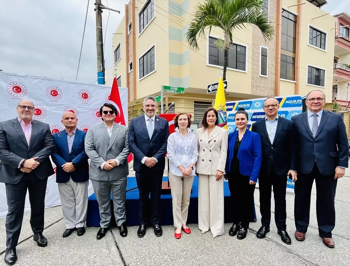 Ekvador'un Guayaquil Şehri, Atatürk'ün Adını Sokaklara Verdi