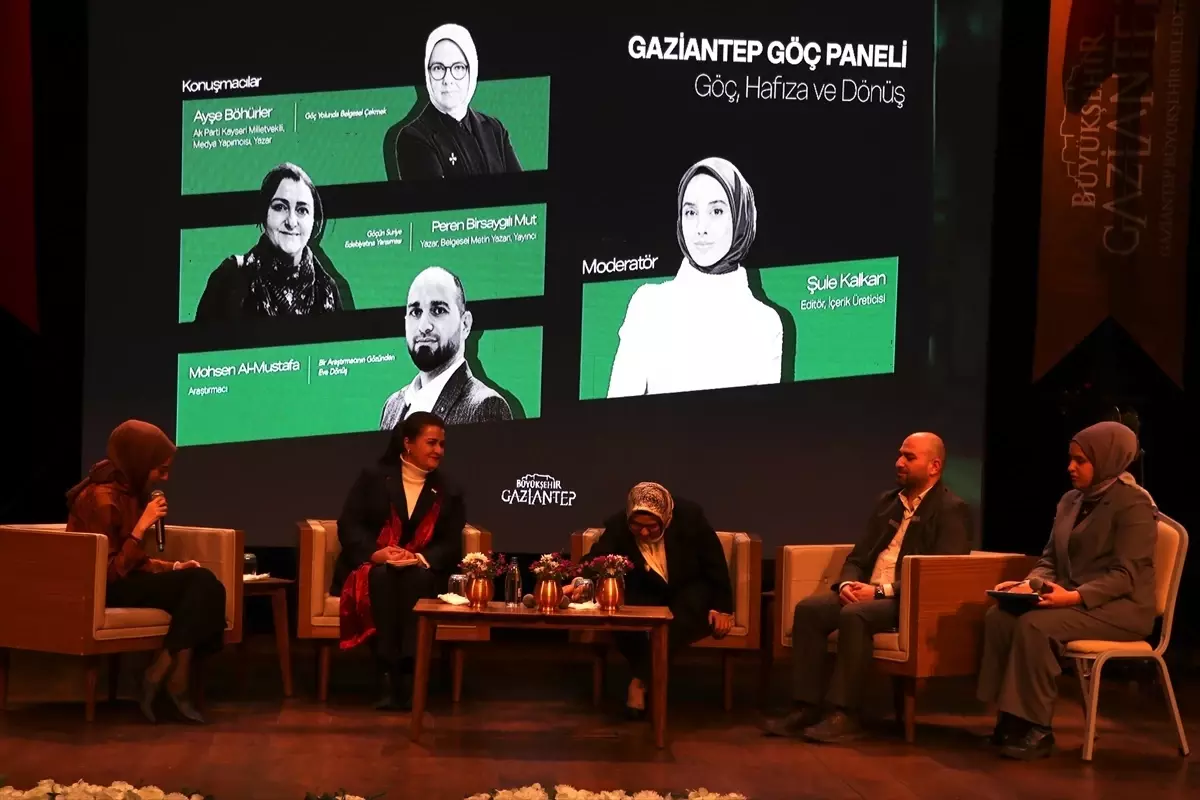 Gaziantep'te 'Yeşil Otobüs' Belgeseli İlk Defa İzleyicilerle Buluştu