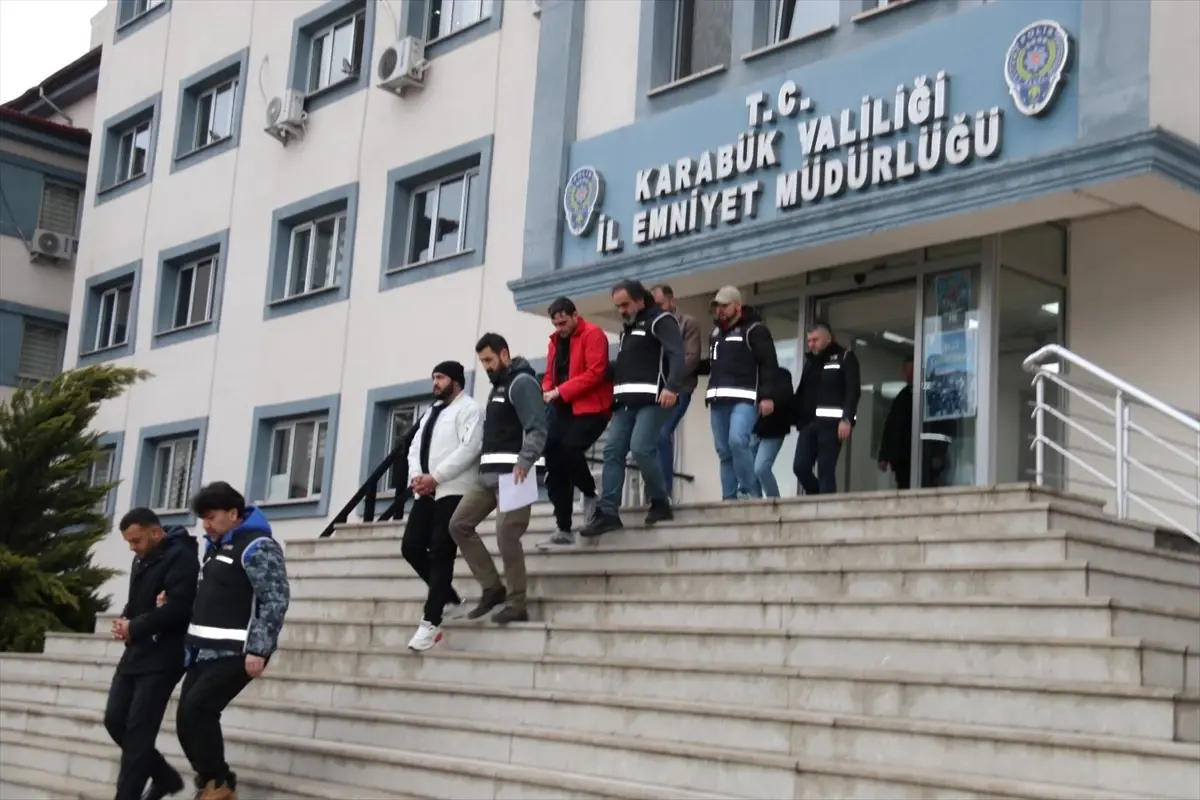 Karabük’te 12 Milyon Liralık Dolandırıcılık Şebekesi Çökertildi: 7 Şüpheli Tutuklandı