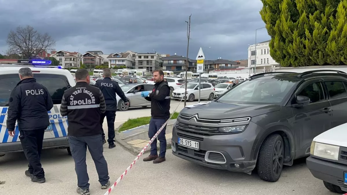 Bursa’da Öğretmen, Okul Çıkışında Eski Sevgilisi Tarafından Silahlı Saldırıya Uğradı
