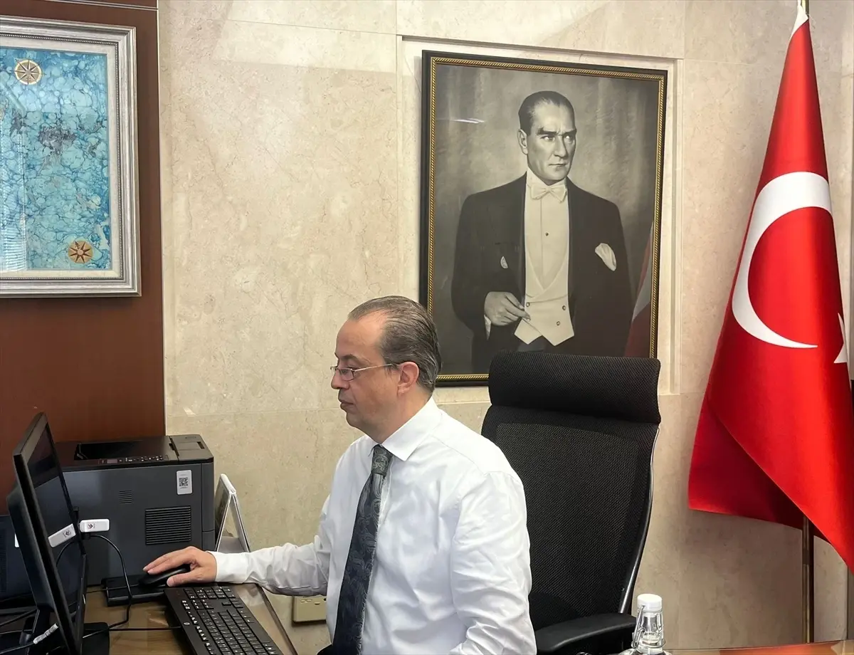 Tokyo Büyükelçisi Oğuzhan Ertuğrul, AA’nın Yılın Kareleri Oylamasına Katıldı