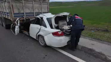 Kaza sonrası hasar gören araç