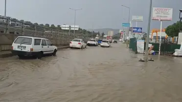 Sel sularının sokakları kaplaması