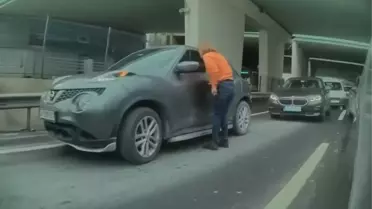 Kırılan araç camı