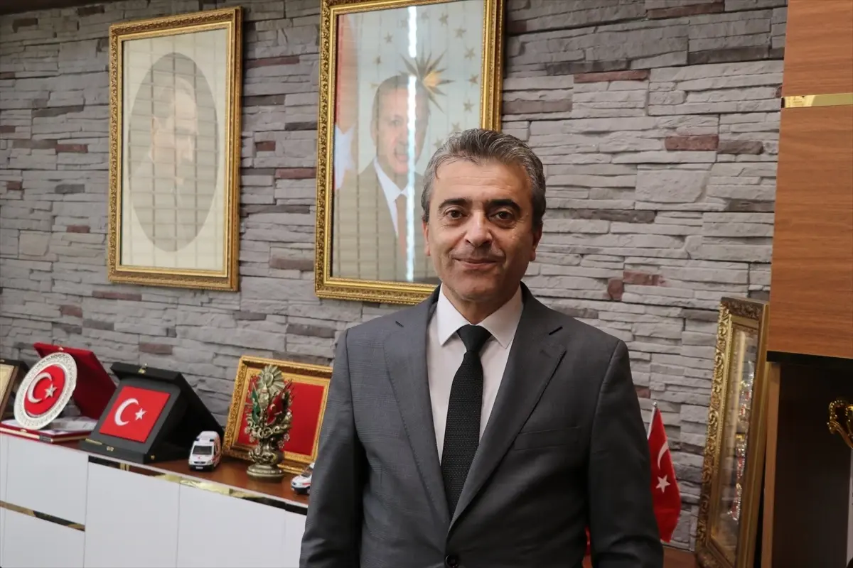 Erzurum Sağlık Müdürü Gürsel Bedir, AA’nın Yılın Kareleri Yarışmasında Seçkin Fotoğraflarıyla Gündemde