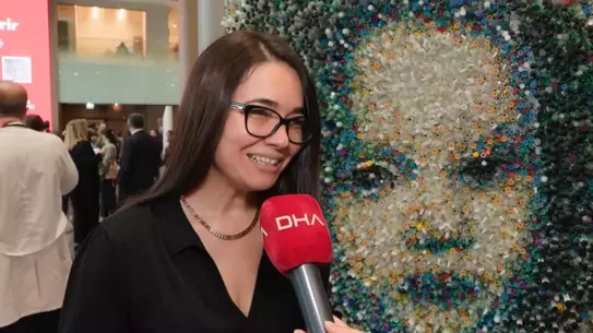 Sergideki medikal atıkların sanat eserlerine dönüşümü