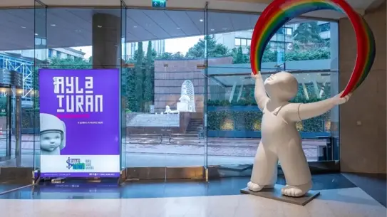 Ayla Turan’ın sergilenmiş bir tablosu