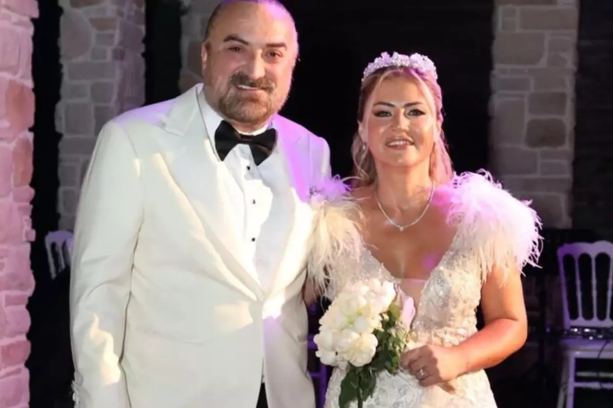 Volkan Konak’ın Eşi Selma’dan Duygusal Düğün Anısı ve “Al Ömrümü” Yeniden Hayata Geçiyor