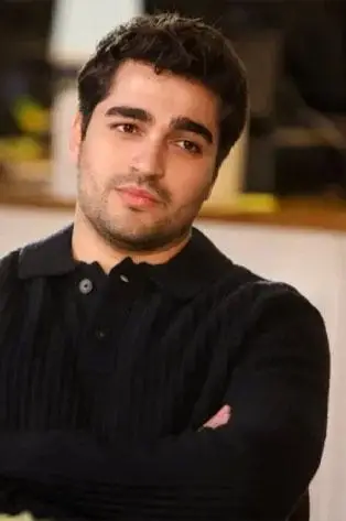 Mert Ramazan Demir setten