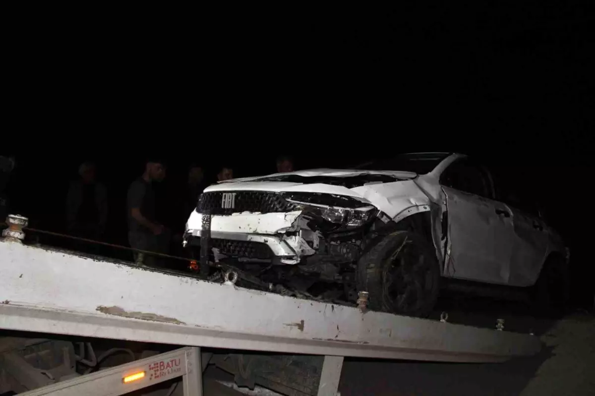 Samsun Çarşamba’da Takla Atan Araç Fındık Bahçesine Çarptı, 2 Yaralı