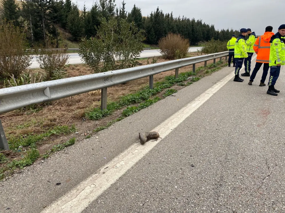 Düziçi'de Temizlik Çalışanını Vuran Otomobil Kazası: 1 Ölü, 3 Yaralı