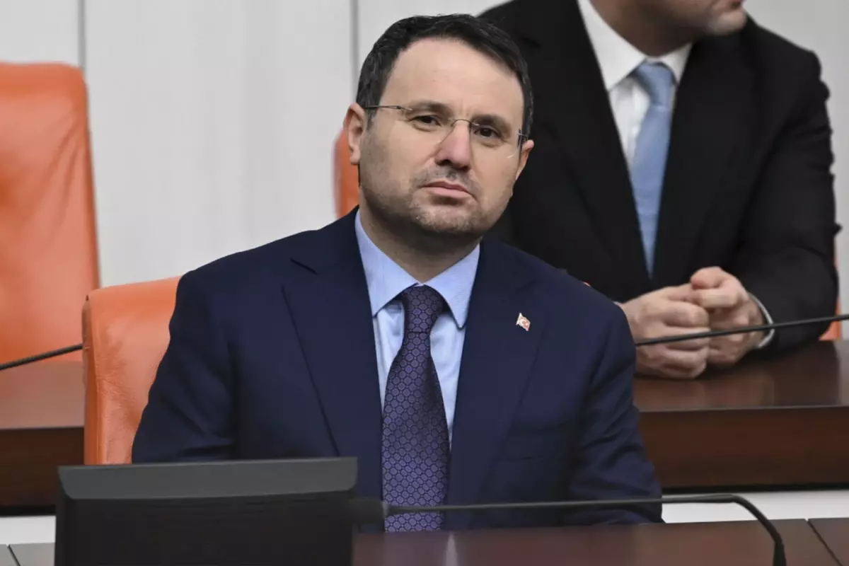 Akın Gürgül, 86 Milyona ‘Hakkı ve Hukuku Ben Yanımda’ diyerek Adalet Bakanı olarak ilk açıklamasını yaptı