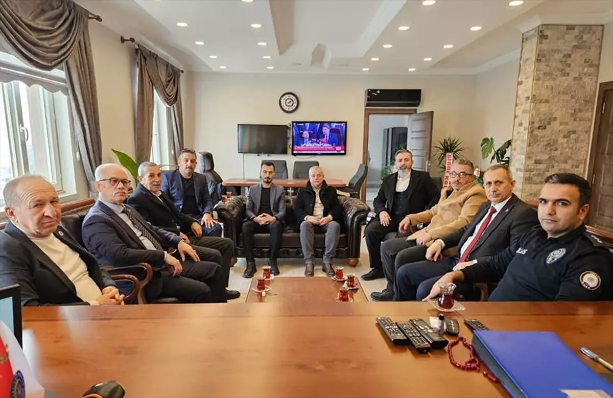 MHP Beypazarı İlçe Başkanı Emniyet Müdürü Dursun ile Görüşme Gerçekleştirdi