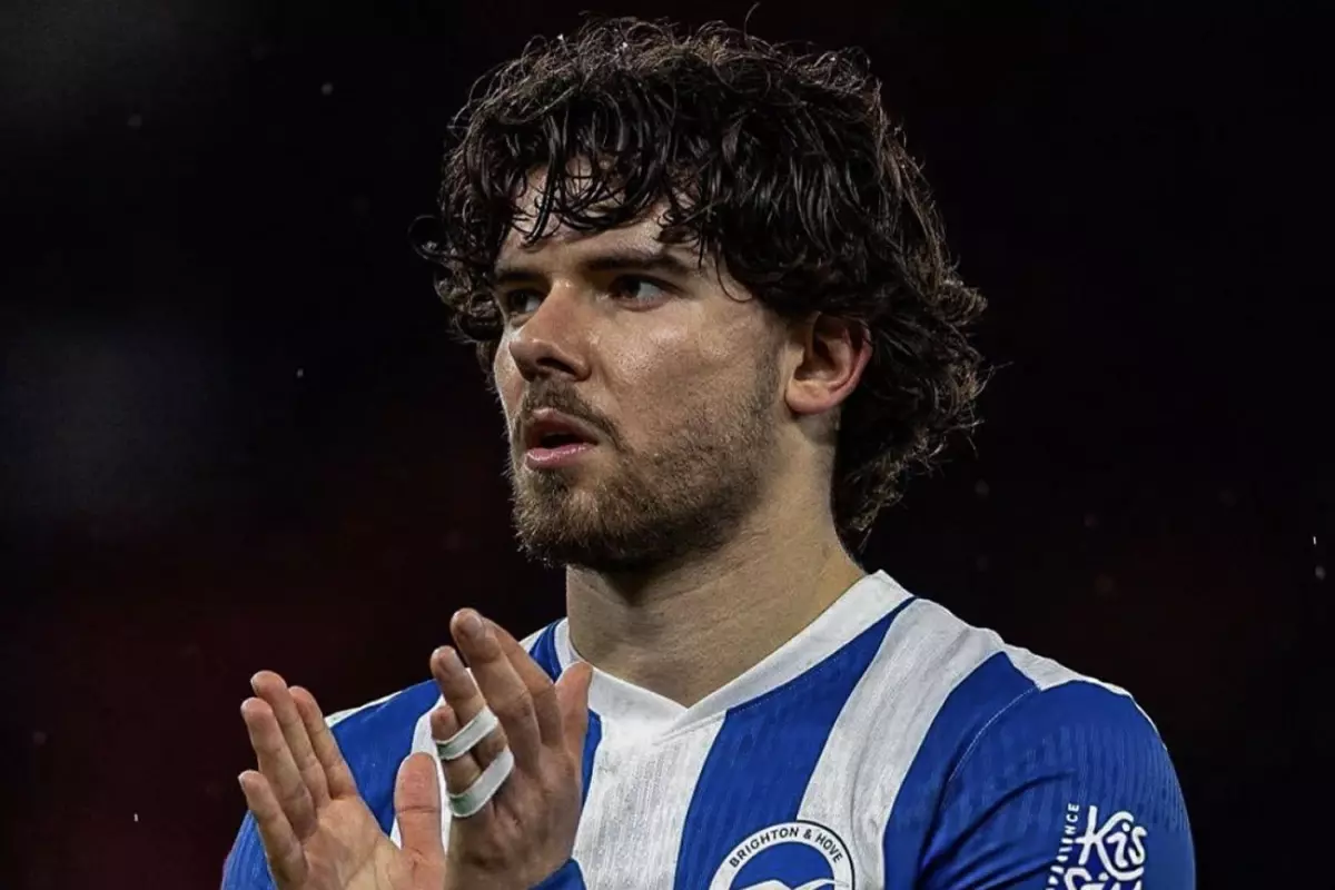 İngiliz Taraftarları Ferdi Kadıoğlu'nun Şutunu 48 Saat Boyunca Paylaşıyor