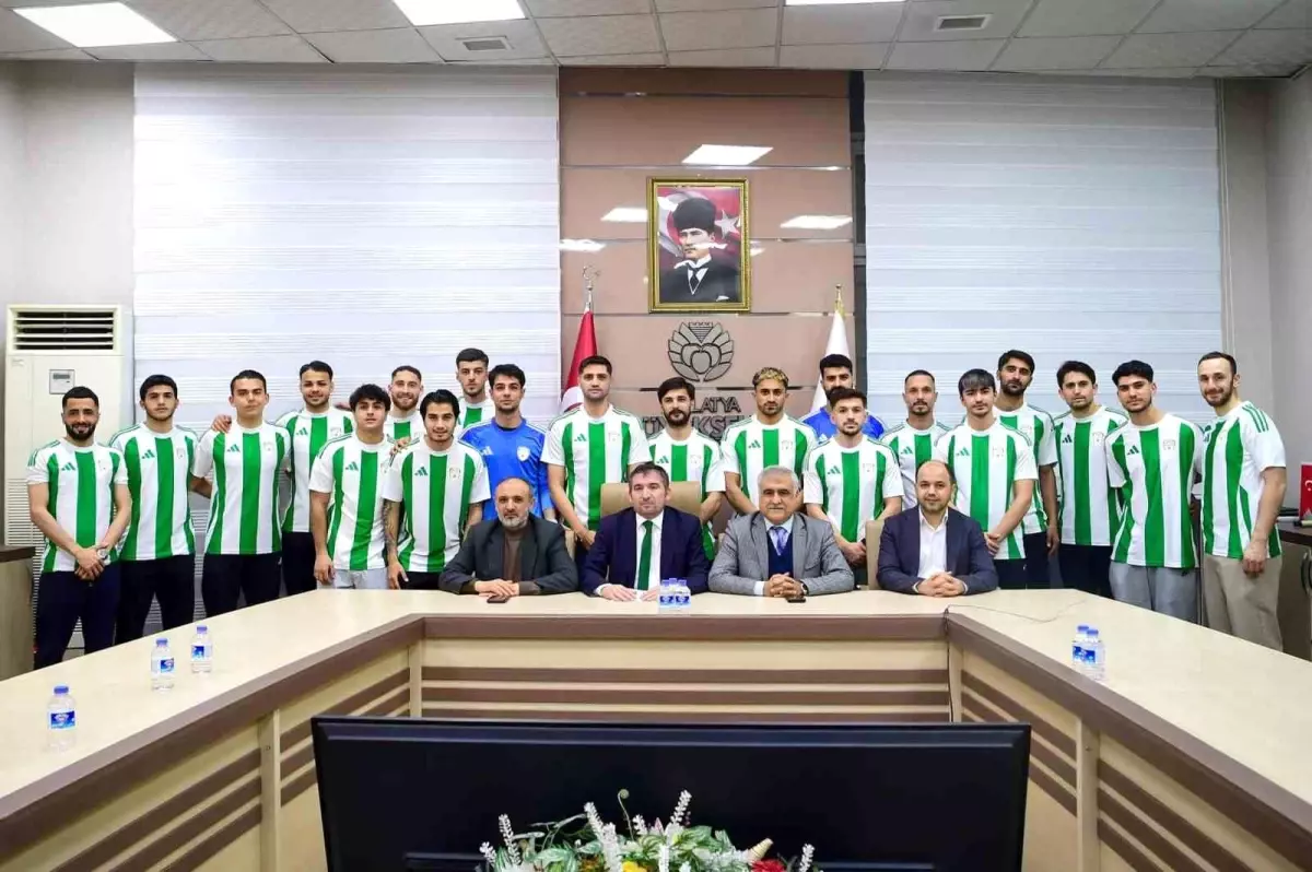Malatya Yeşilyurtspor, Yeni Transferleriyle Güçlü Kadrosunu Tanıttı