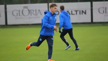 Ivılo Petkov basın toplantısında