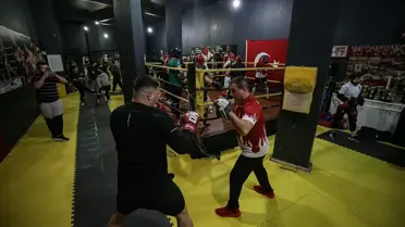 Antrenmanda genç sporcular