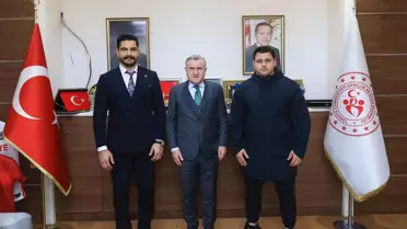 Güreş Federasyonu, Bakan Bak ile Güreşin Geleceğini Görüştü