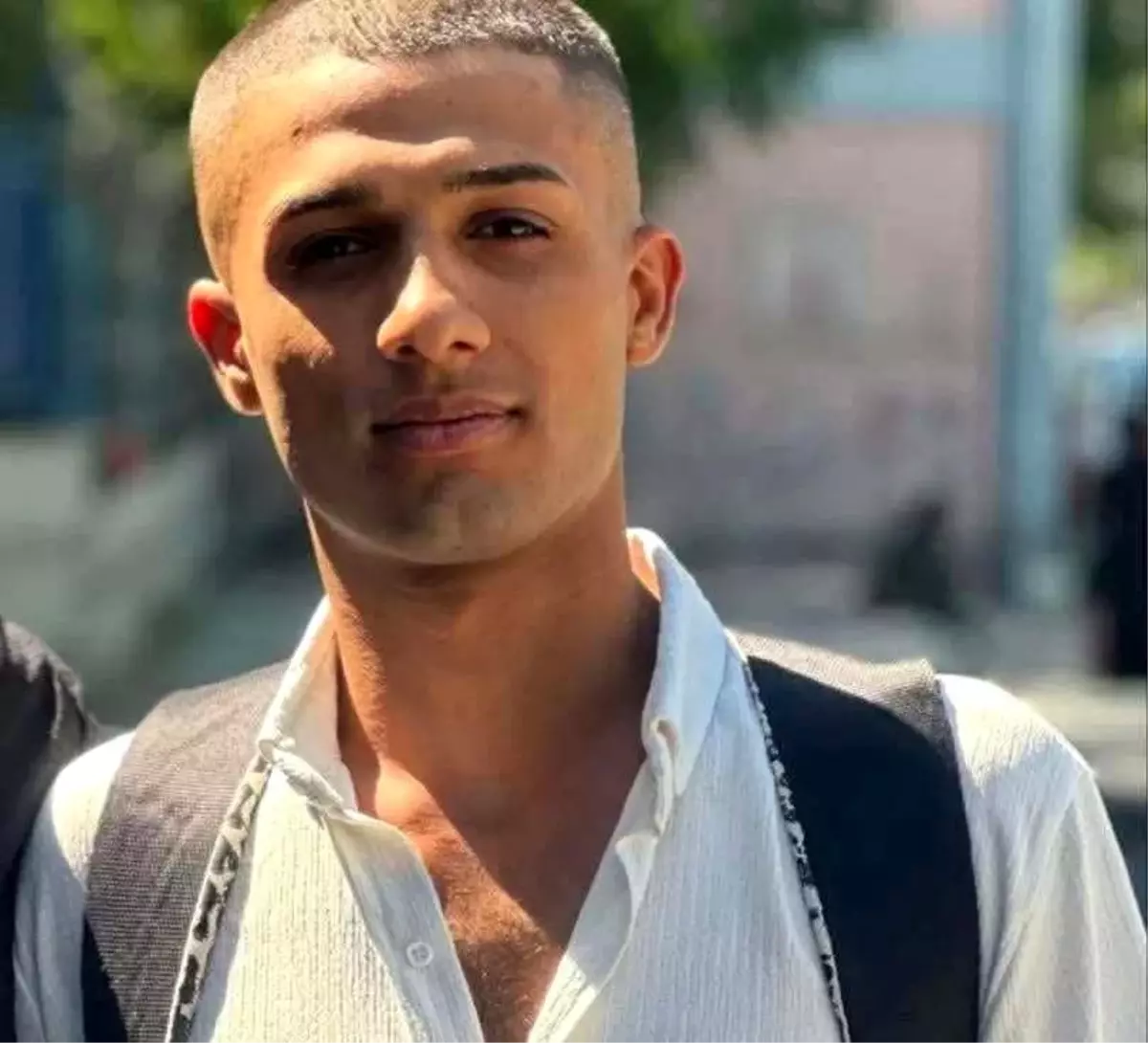 Cizre'de Kamyonet Kazası: 23 Yaşındaki Sürücü Ömer Yıldırım Hayatını Kaybetti