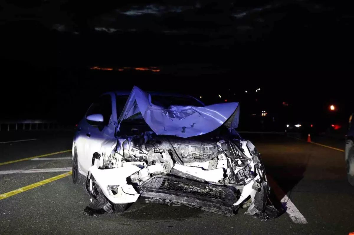 Elazığ-Malatya Karayolunda Çarpışma: 1’i Ağır Yaralı 3 Sürücü Hastaneye Sevk Edildi