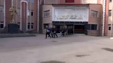 Operasyonda ele geçirilen deliller