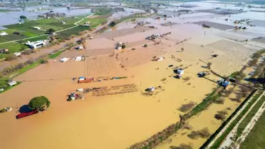 Manisa’da Sel Felaketi: Gediz Nehri Taştı, Nif Çayı Köprüsü Tehlikede
