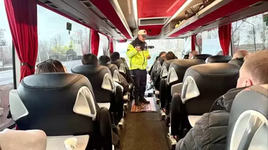 Denetim sırasında jandarma ekipleri