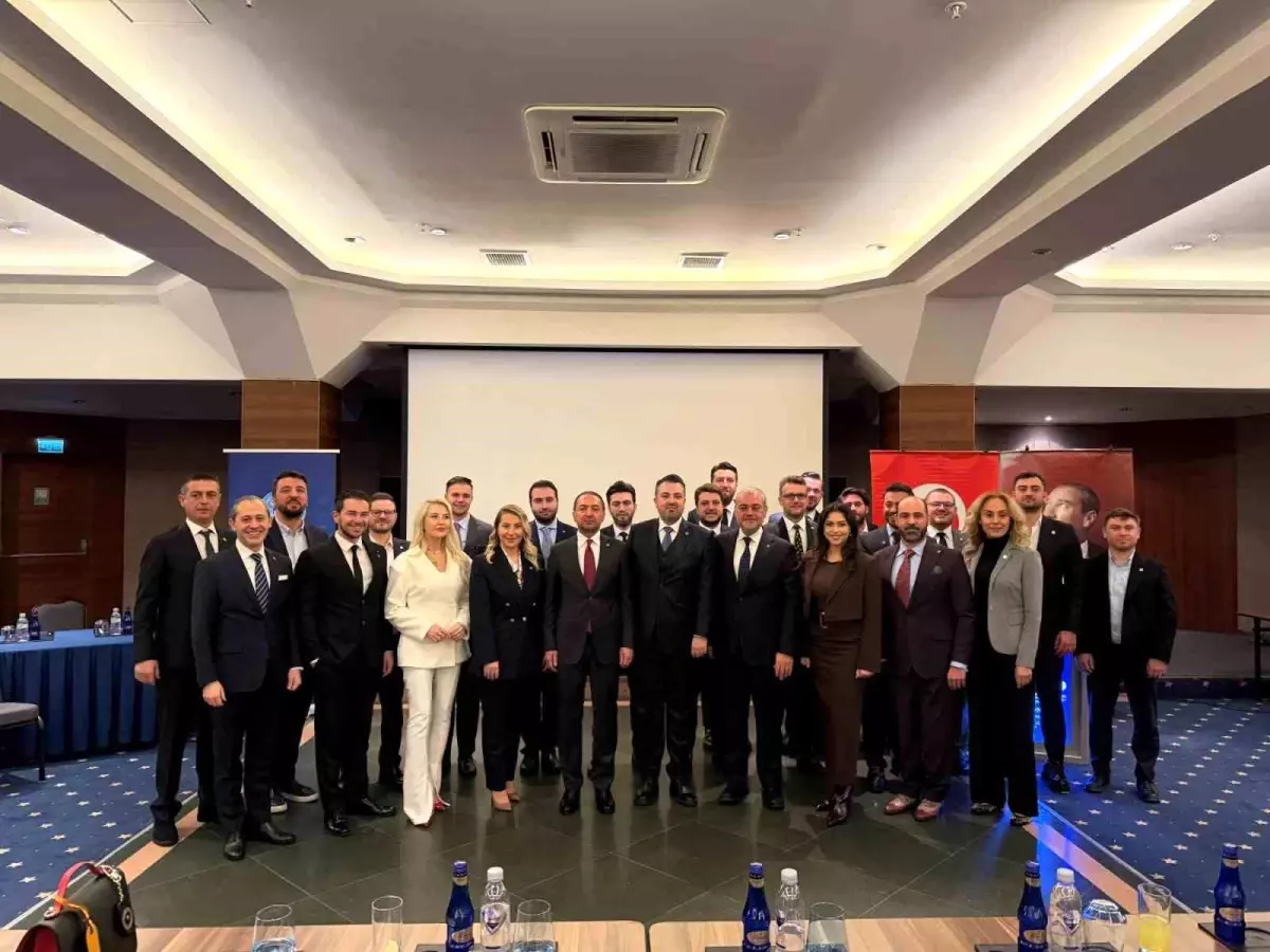 TÜGİAD Bursa Şubesi'nde Yeni Dönem: Kerem Kahveci Başkan Seçildi