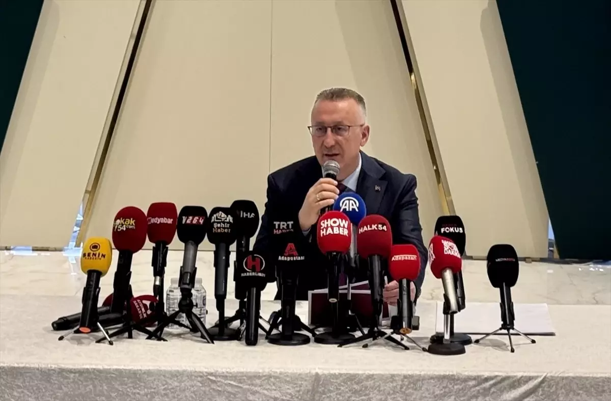 Adapazarı Belediye Başkanı Mutlu Işıksu, İddialara Açıklık Getirdi