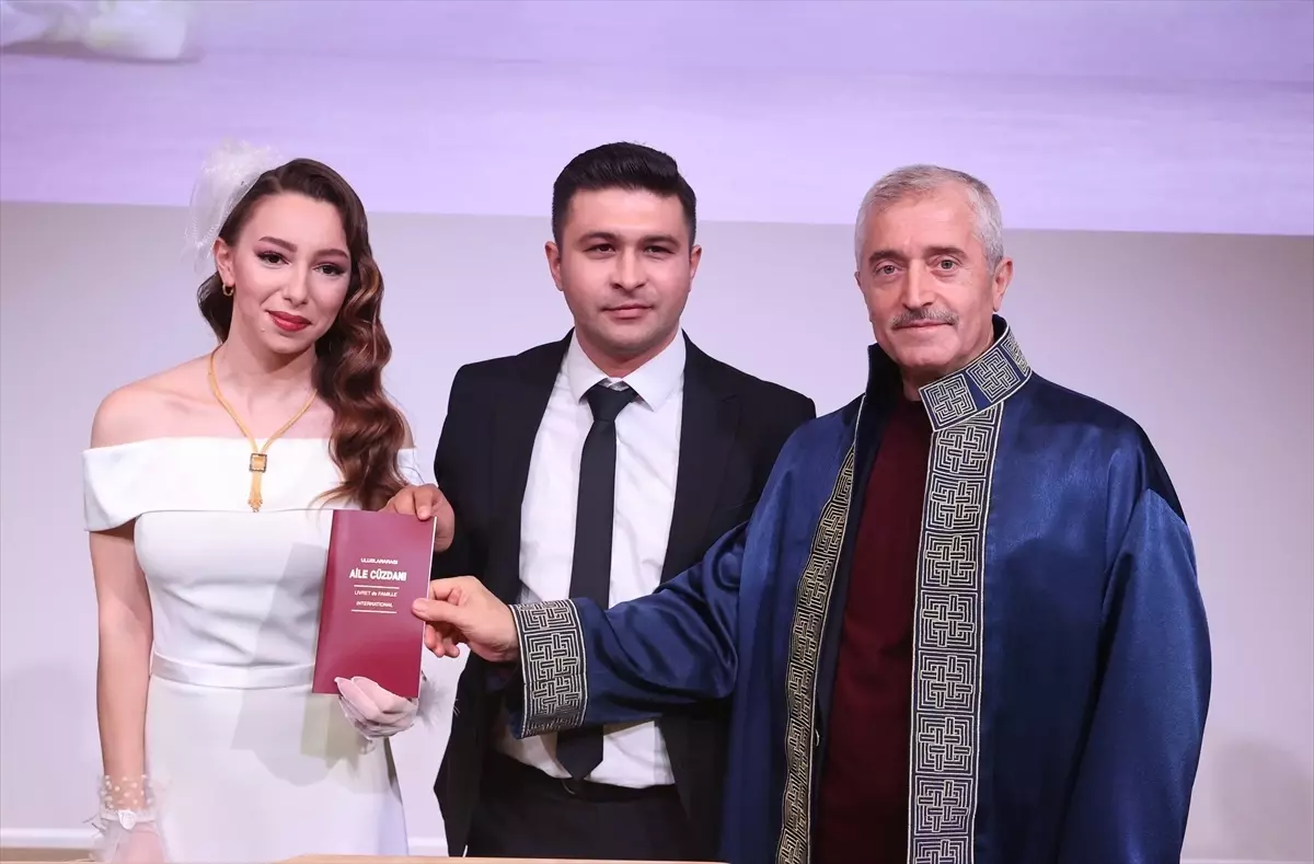 Gaziantep’te Sevgililer Günü’ne Özel 62 Çift Hayata ‘Evet’ Dedi