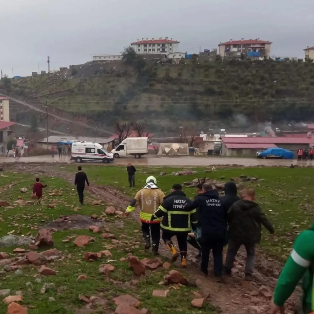 Hassa’da Boş Arazideki Çukura Düşen Suriye Uyruklu Çocuk Hayatını Kaybetti