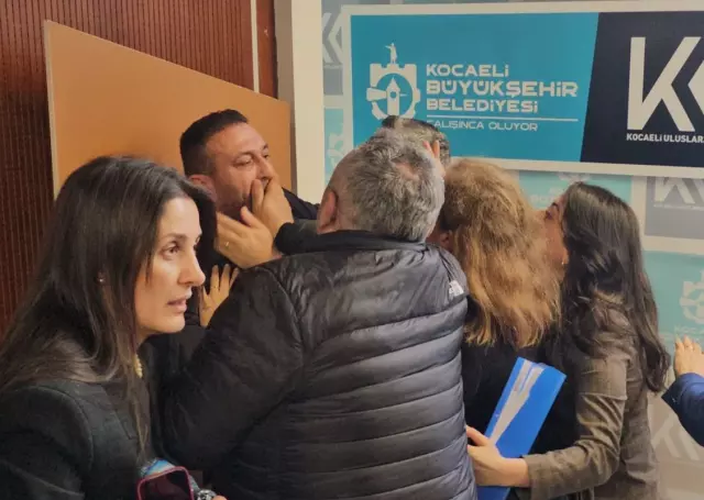 Meclis salonunda gerilim