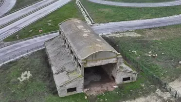 Restorasyon sonrası balon hangarı