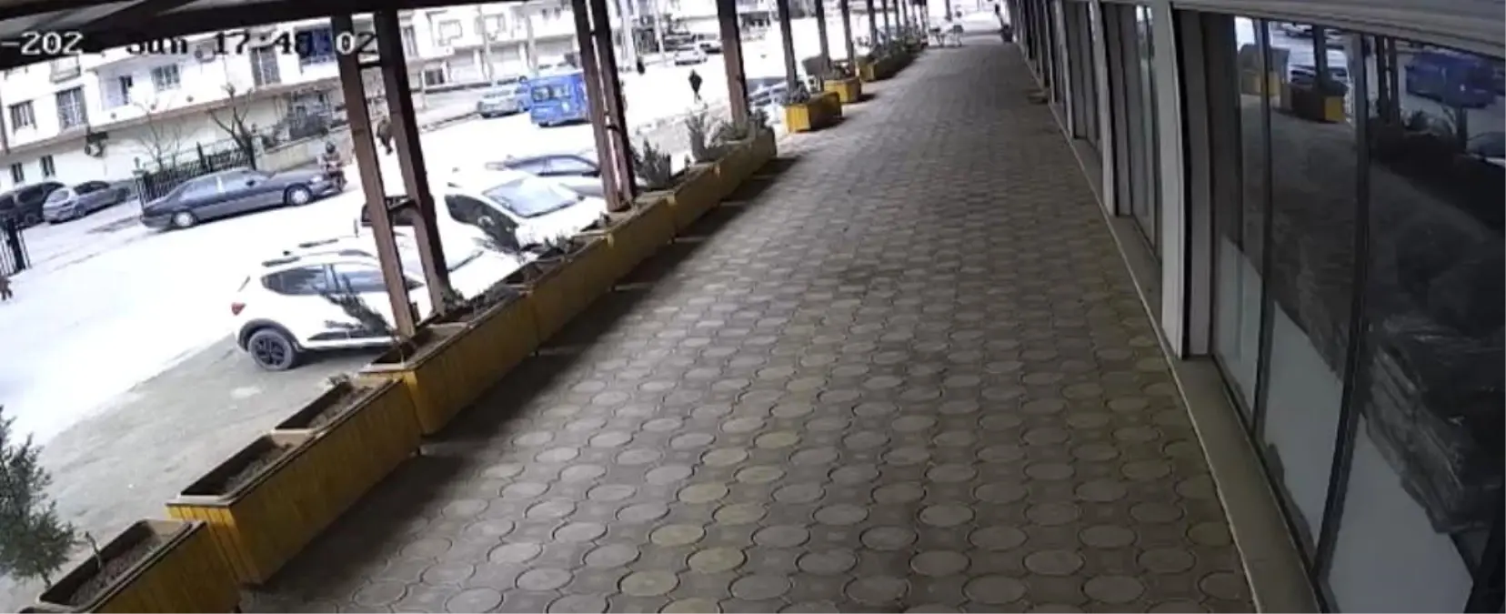 Mardin’in Nusaybin İlçesinde Otomobil ve Motosiklet Çarpışması: 1 Yaralı